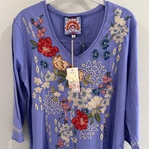 NWT Johnny Was Blue Floral  “Keegan Embroidered Tee” Size M $160